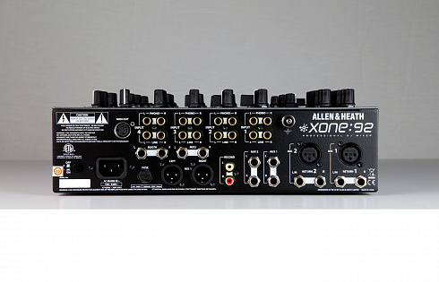 Микшерный пульт Allen & Heath XONE 92 взять в аренду